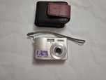 Цифровий фотоапарат benQ dc c1020 10 megapixel справний