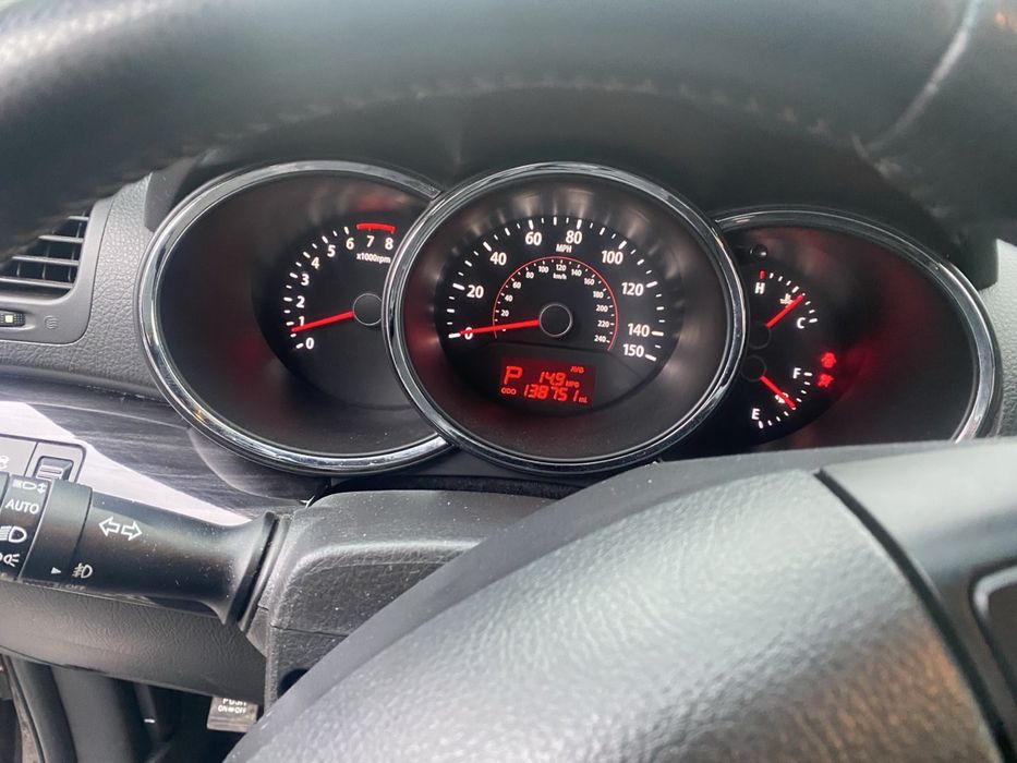 Kia sorento 2010 2 покоління