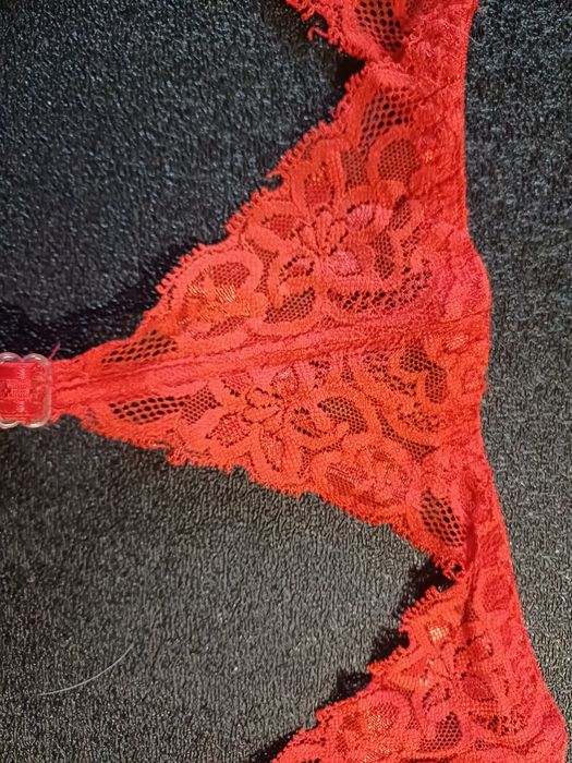 Koronkowe pasy do pończoch