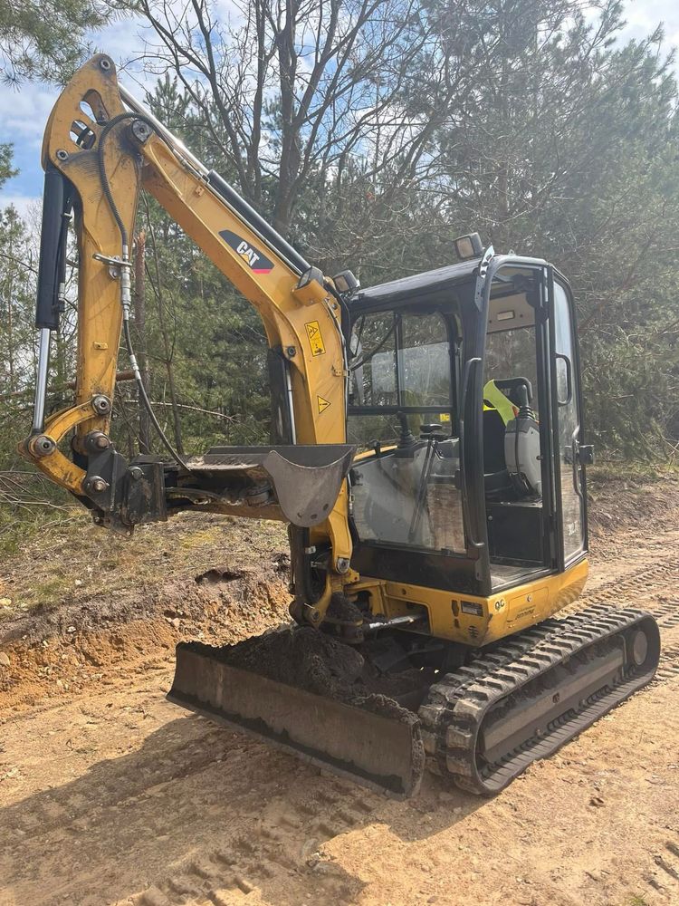 Usługi Minikoparka CAT 302.7D //Kopanie//Korytowanie//Przyłącza