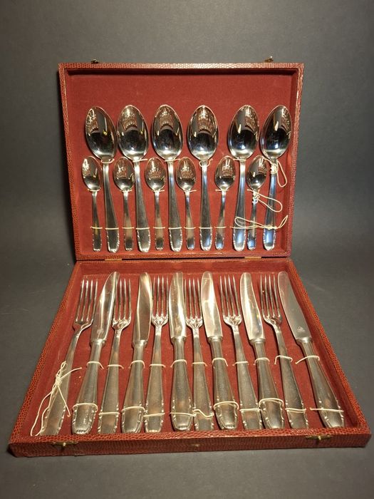 Sztućce Auerhuhn rostfrei 24 szt