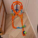 Tor ósemka Hot Wheels Action pionowy
