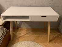 Biurko JYSK Tamholt. 50x100x77. Używane.