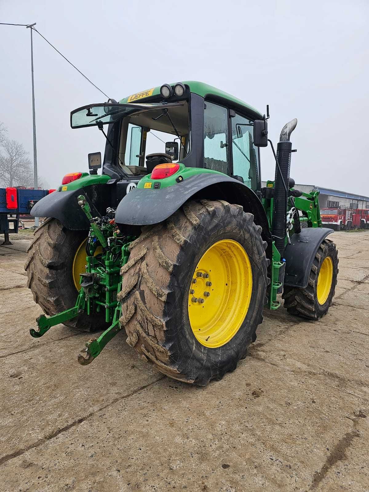 John Deere 6140M z Ładowaczem i przednim WOM