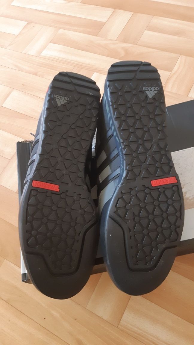 Buty Adidas terrex solo rozmiar 45 i 1/3 nowe