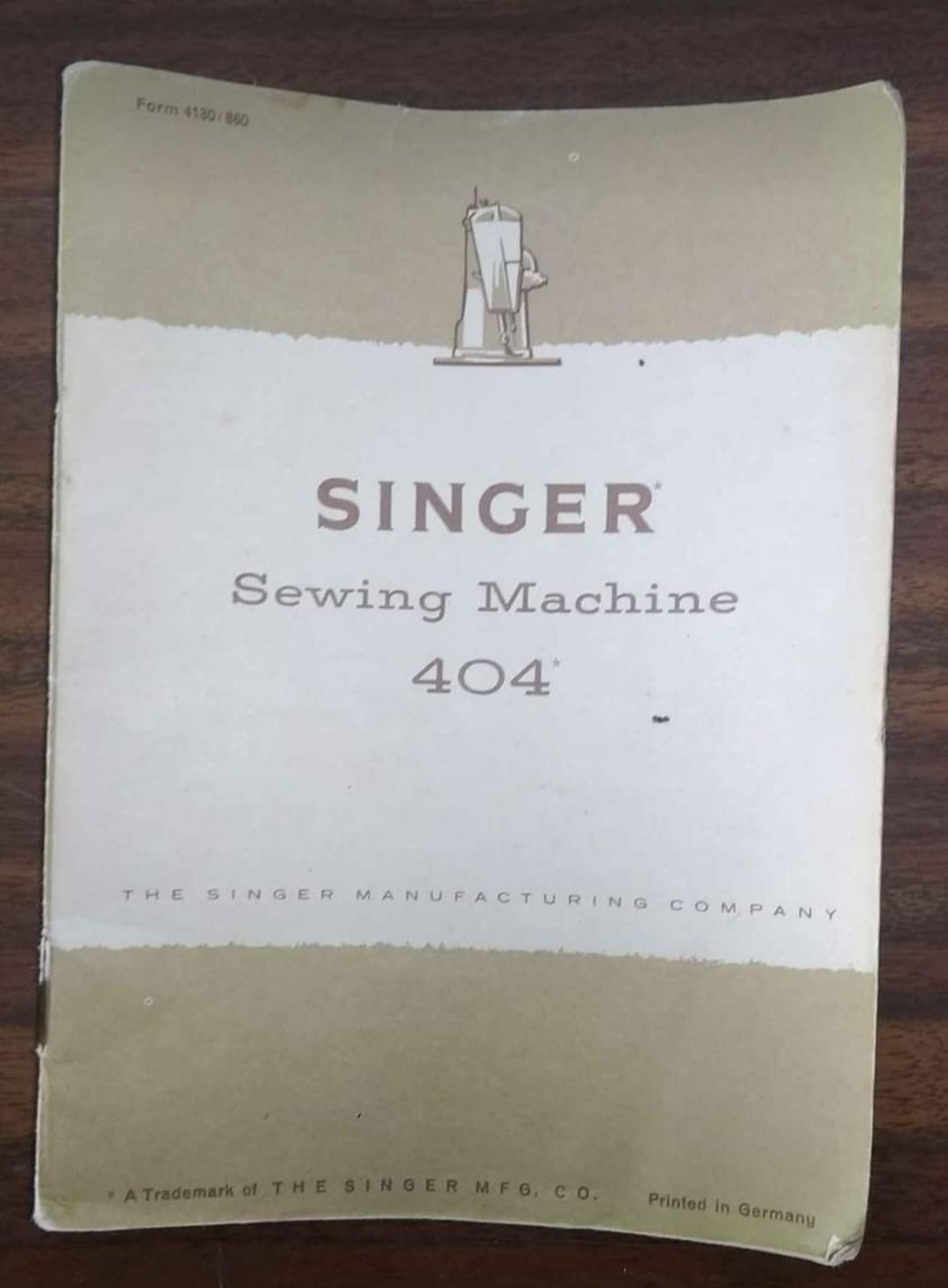Máquina de costura Singer modelo 404