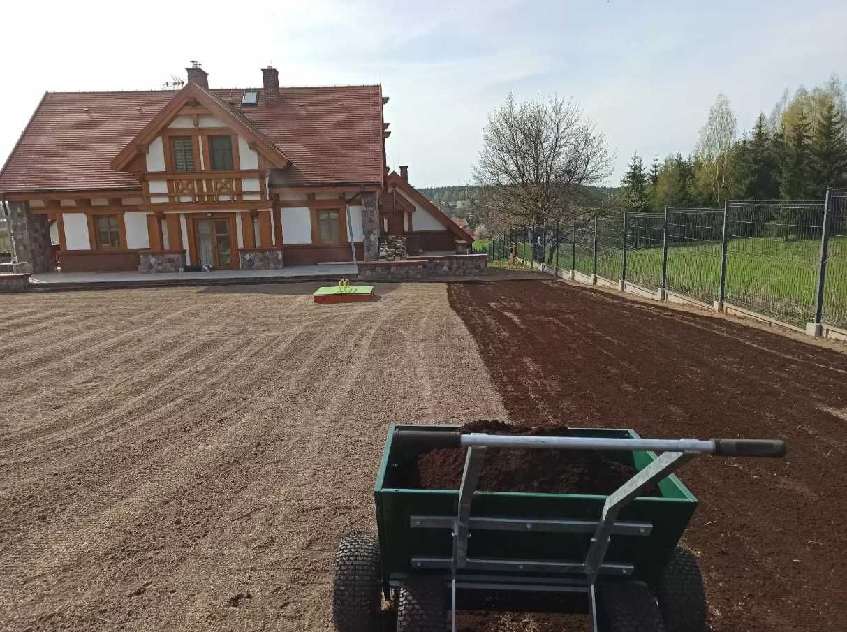 Wypożyczalnia Posypywarka Rozsiewacz do piasku nawozu aerator Wynajem
