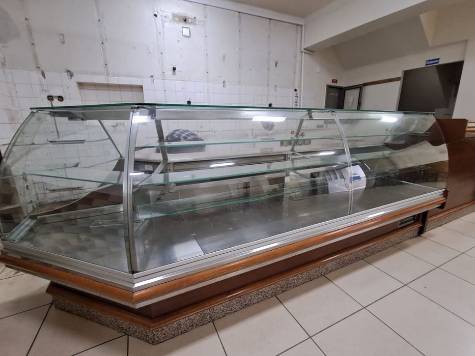 Movel frio com vitrine acopulada