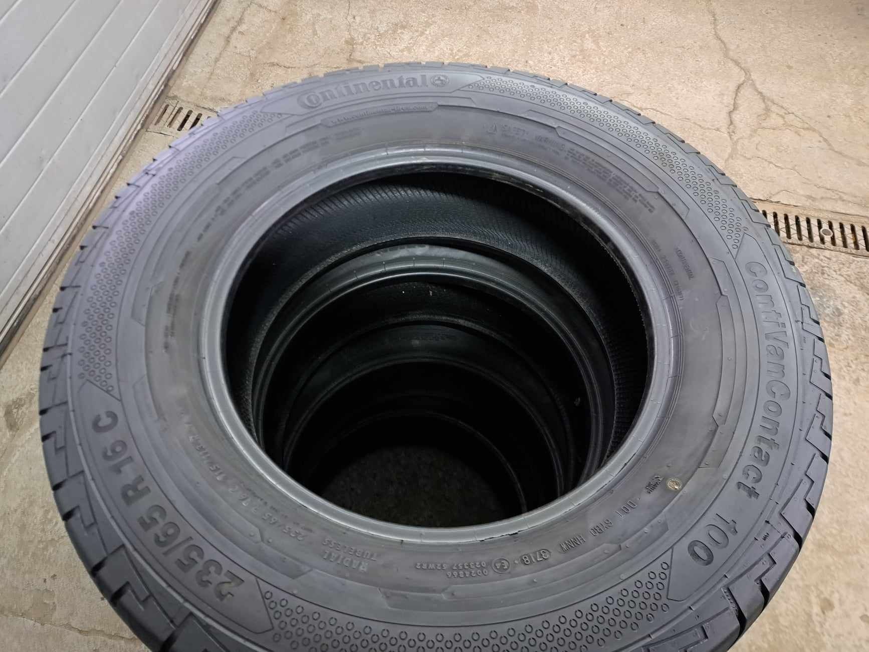 Opony 235/65R16C CONTINENTAL