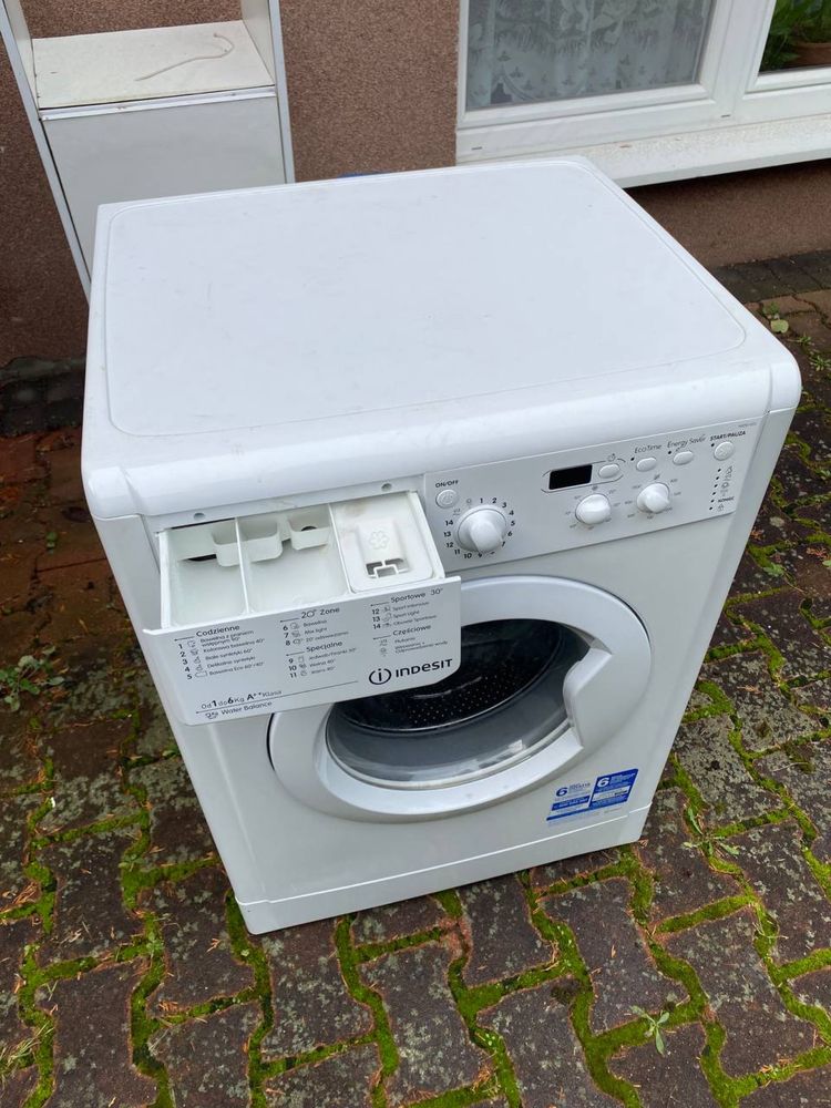 Pralka Indesit, 6kg wsadu, 100% sprawna