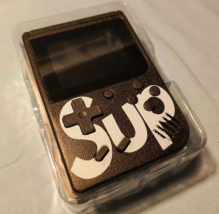 Chińska konsolka retro - SUP Game Box 400 gier - kolor czarny