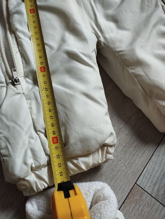 Kombinezon zimowy ocieplany r. 74-80cm