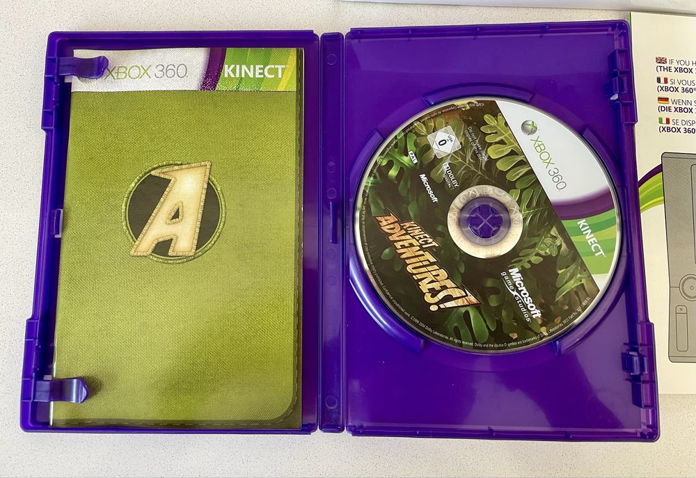 Caixa original Xbox 360 Kinect + jogo Kinect Adventures (sem sensor)