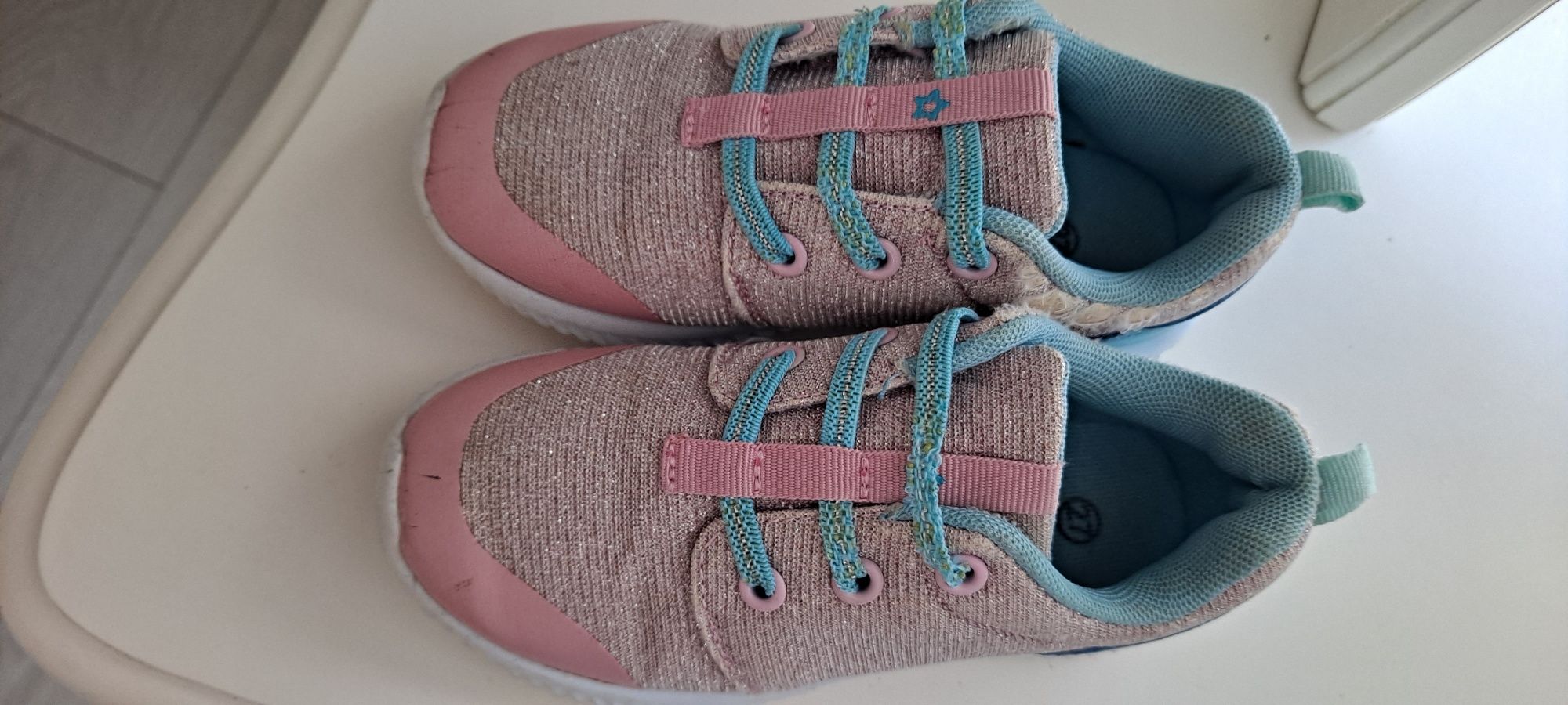 Speaker brokatowe sportowe wsuwane buty dla dziewczynki roz 27
