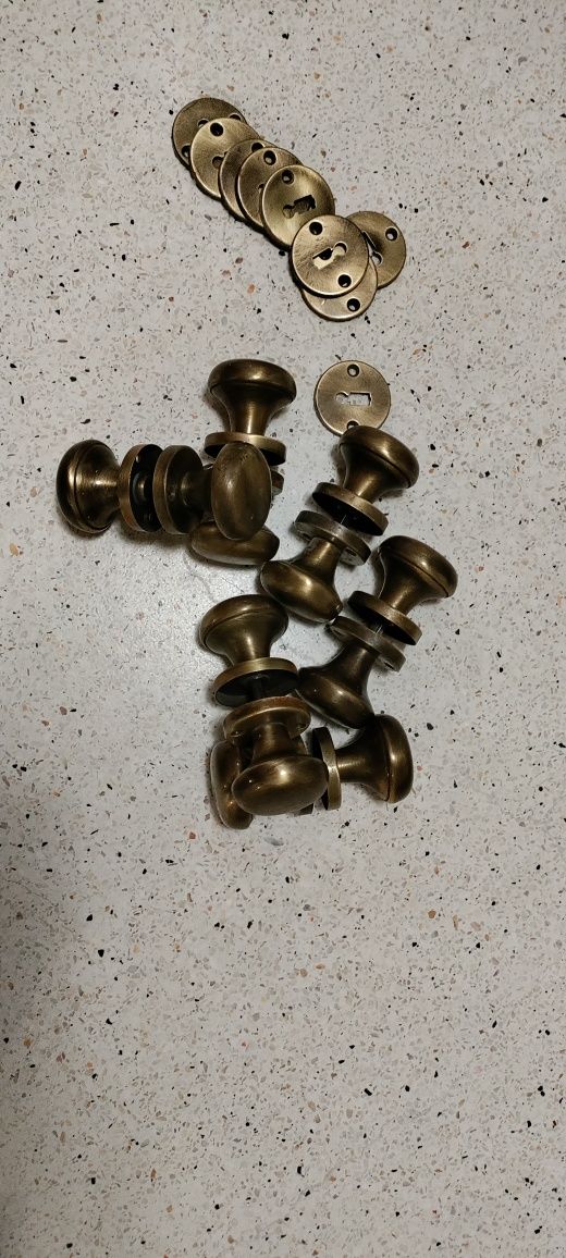 Puxadores vintage em latão.brass