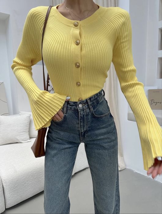 Шоколадний кардиган із золотою фурнітурою, кардиган шоко на ґудзиках