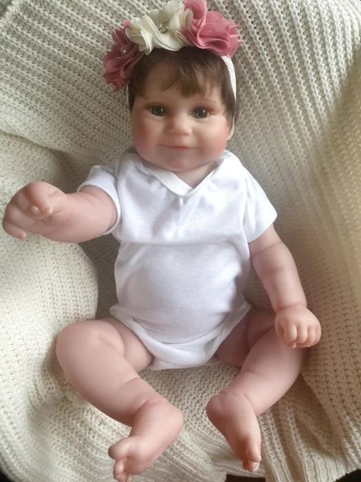 Realistyczna lalka Reborn Nowa śliczna z akcesoriami silikonowa