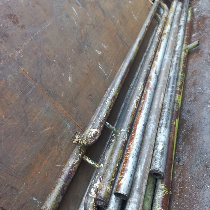 Труби на буржуйку та стовпці