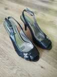 Buty na obcasie r. 39