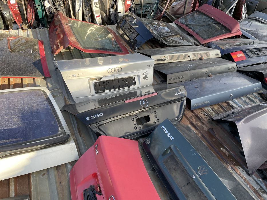 Кришки багажника  задня ляда седан універсал хетчбек купе авторозбірка