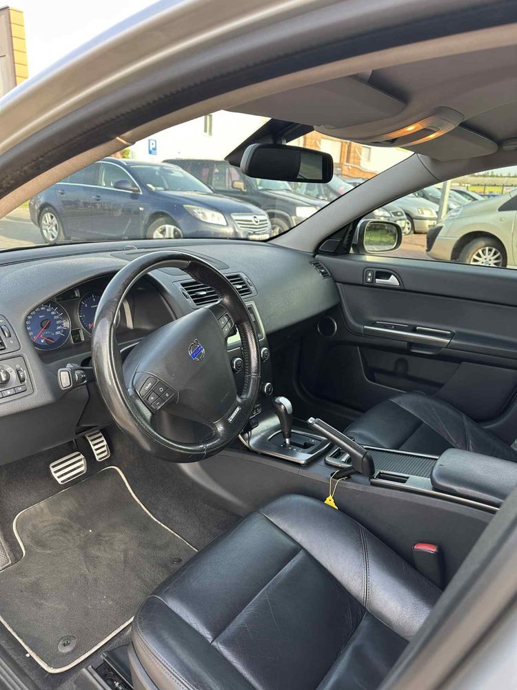 Volvo V50 2.0d 136km, R-Design