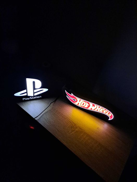 Placa Decorativa Hot Wheels com Luz LED