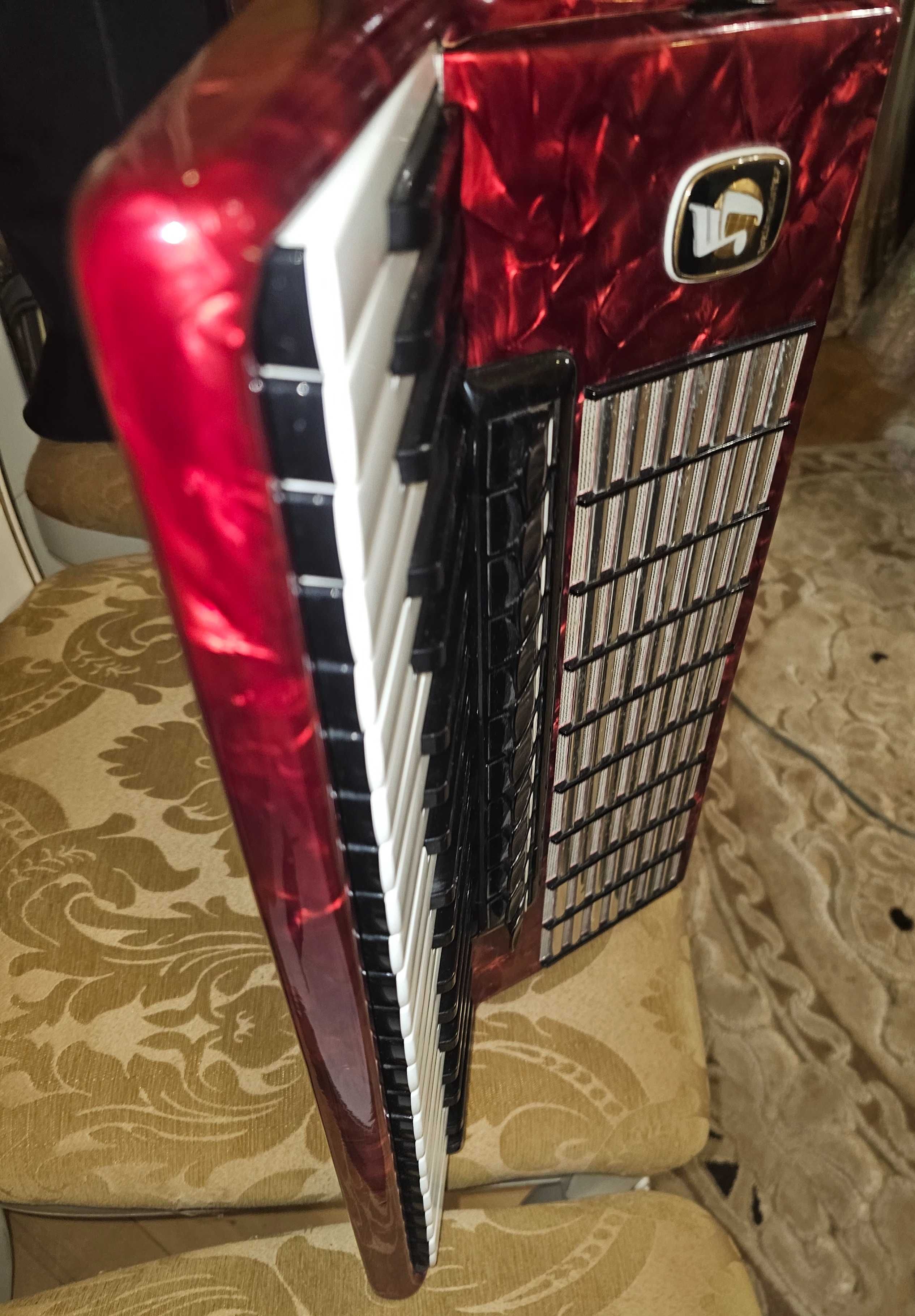 Akordeon  Weltmeister Stella-120pro2. Stan  Ideal nowy.  Gwarancja!