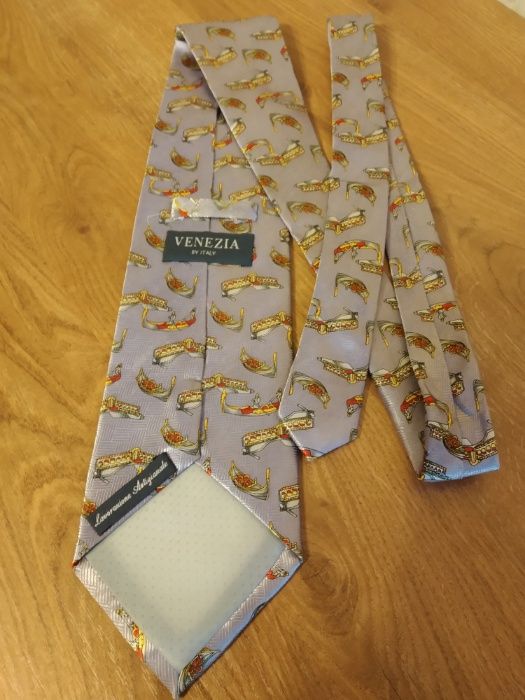 Продам мужской галстук из Италии
