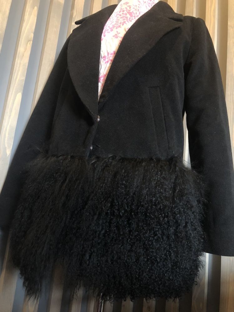 Пальто зимове лама альпака зимнее теплое чорне натуральный мех