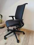 Fotel Biurowy obrotowy STEELCASE THINK (czarny i szary)