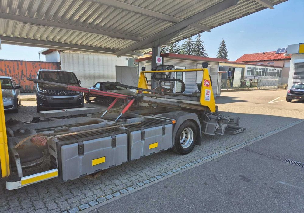 Iveco Daily 70C18 2017 Pomoc drogowa autolaweta brygadowa 7 osób 210KM