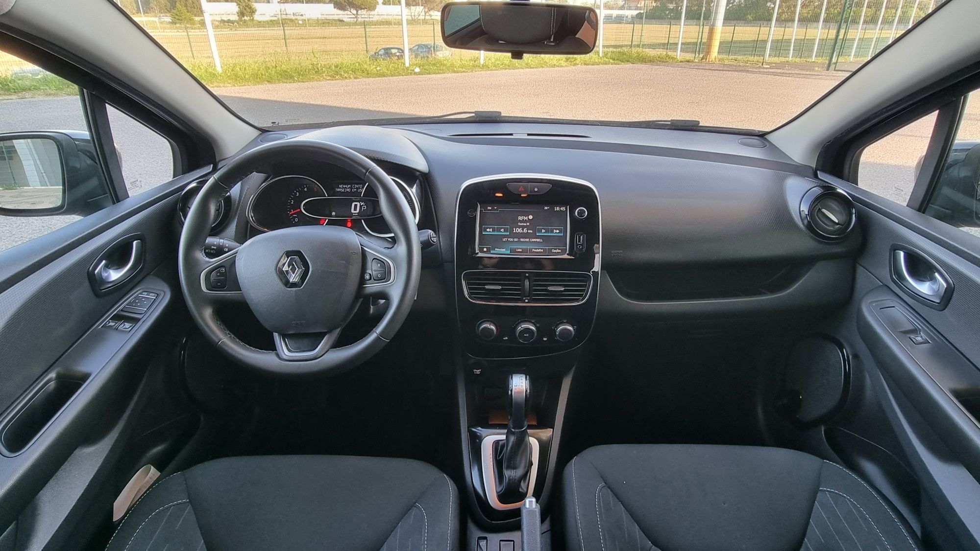 Renault Clio Automático