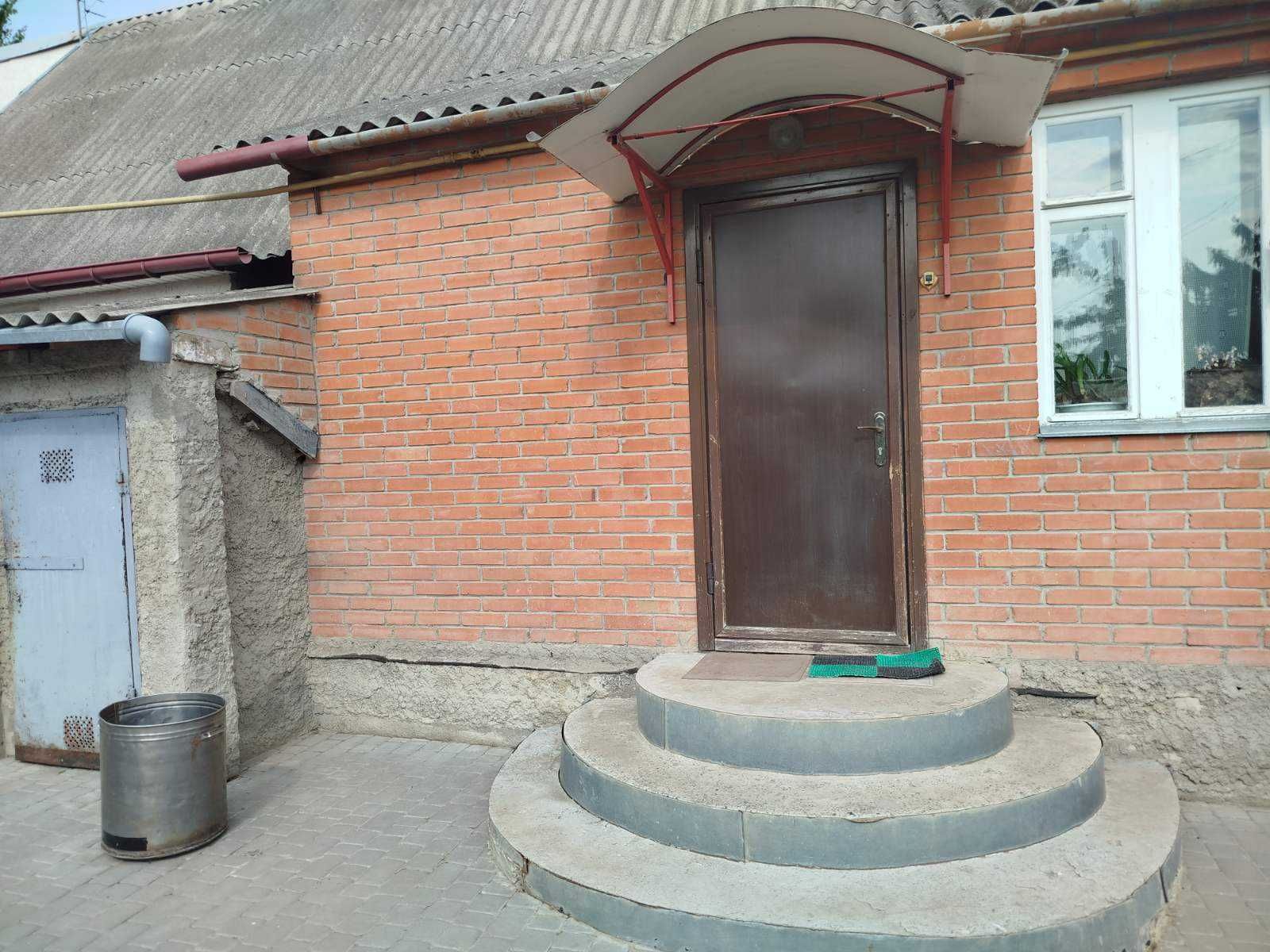 Продам окремий будинок