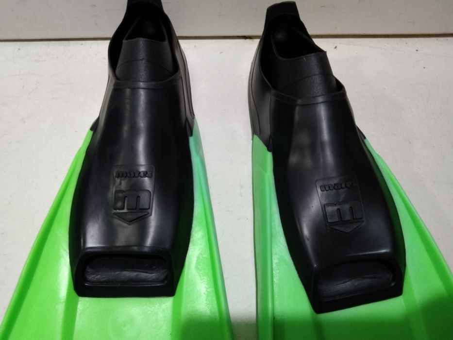 Płetwy do pływania MARES rozmiar M 41-42