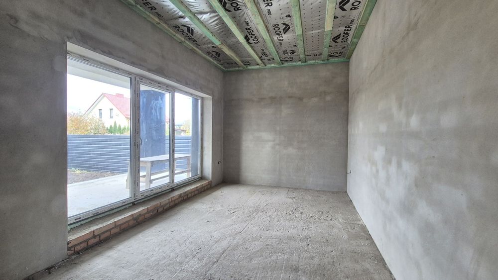 )( Продаж новобудови на 5 сотках землі