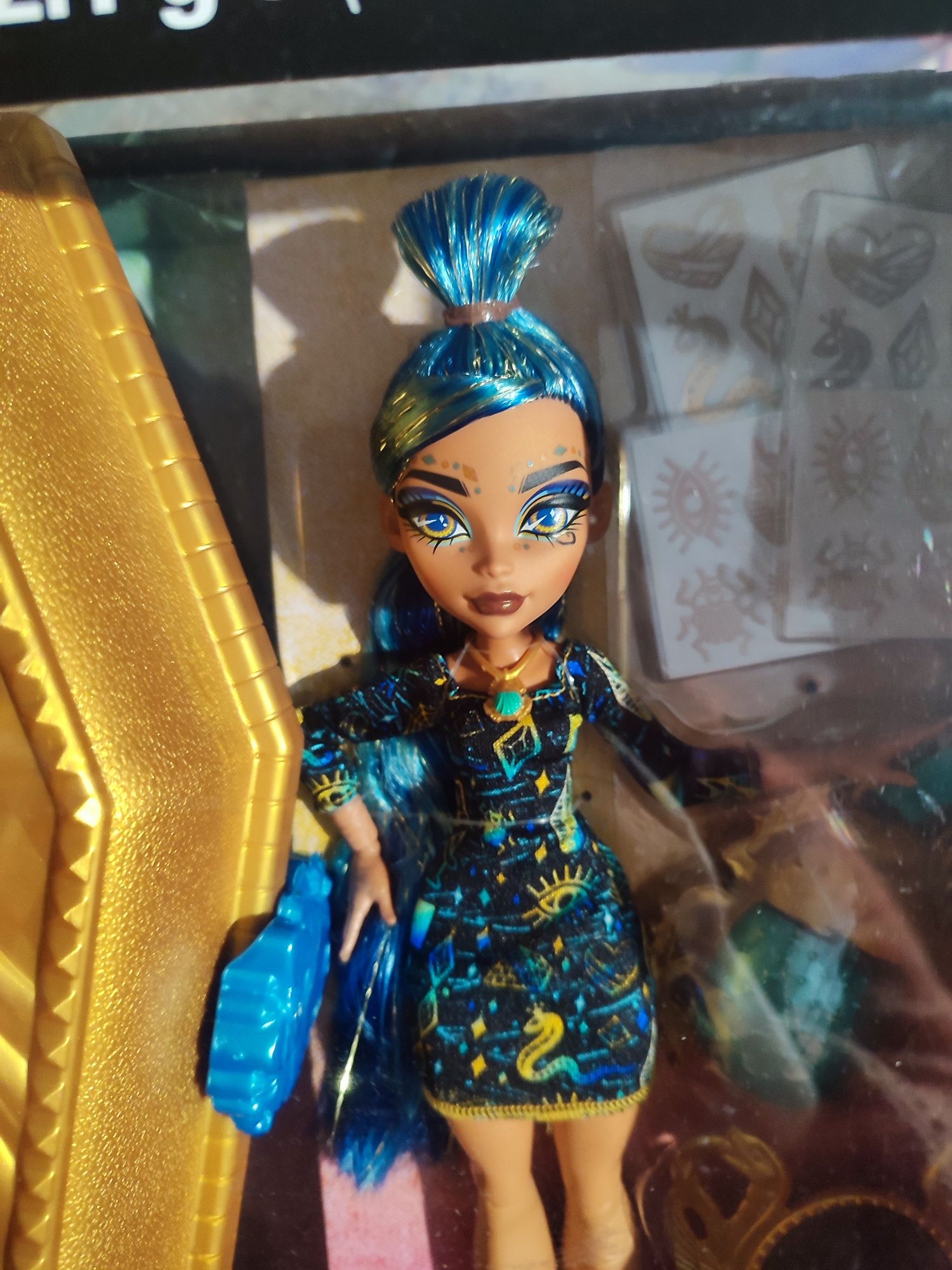 Лялька Монстер Хай Клео де Ніл Золотий б'юті кейс Monster High Doll