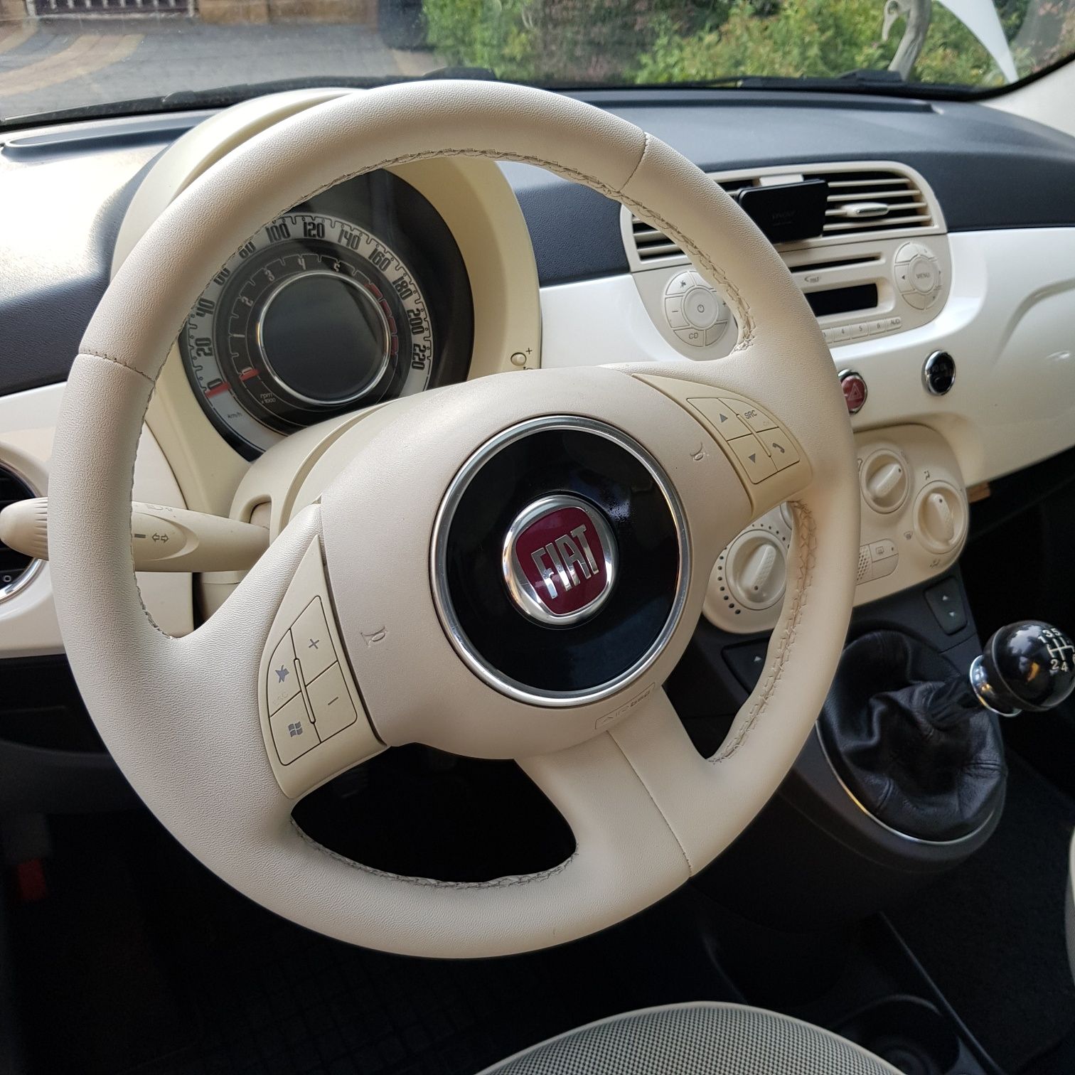 Fiat 500 1.2 benzyna / klima / panorama / udokumentowany przebieg