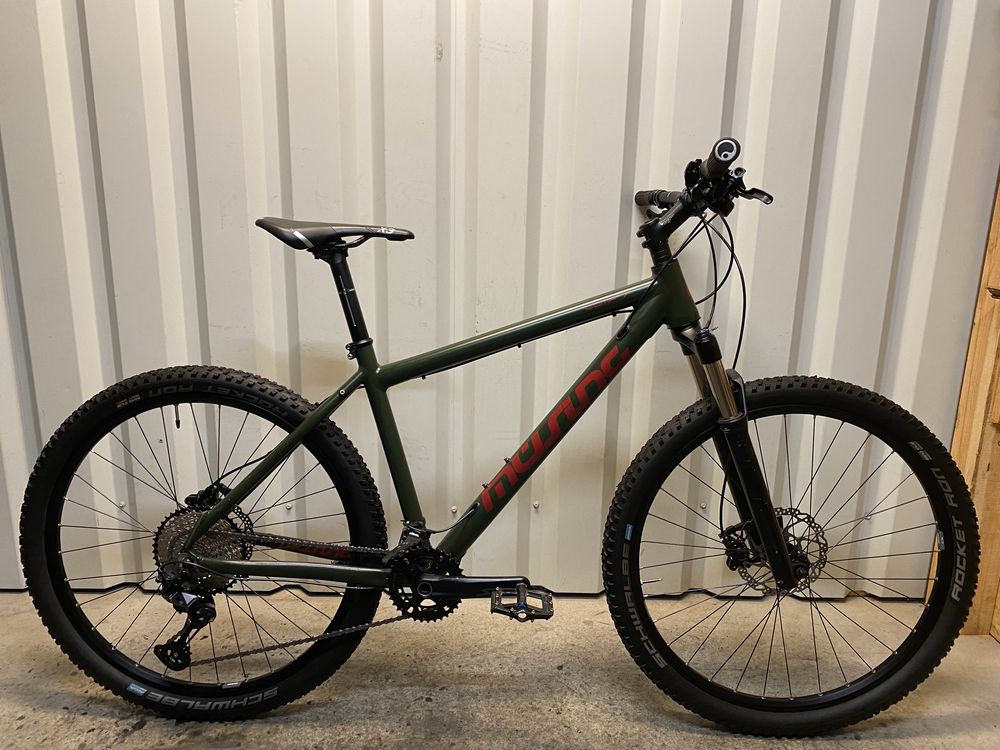 Стан нового Гарний колір гірський велосипед Müsing Comp 7 Rock Shox