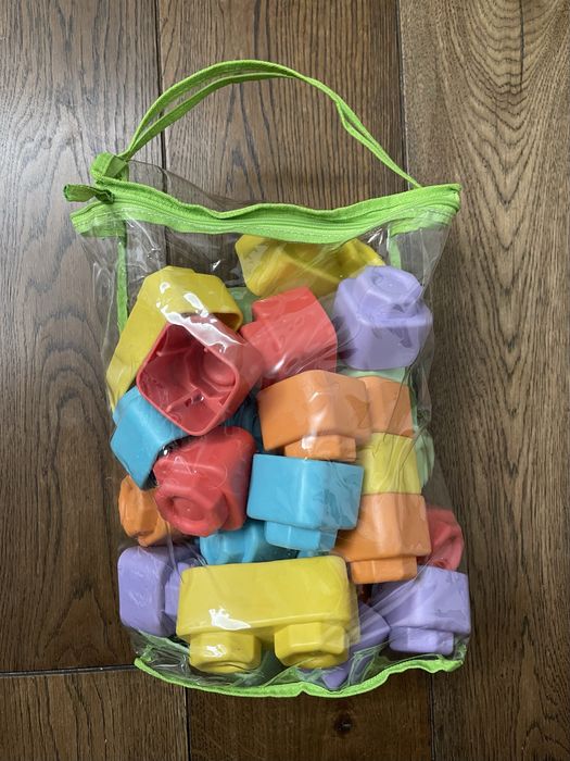 Duży zestaw klocków. Miękkie, kolorowe klocki