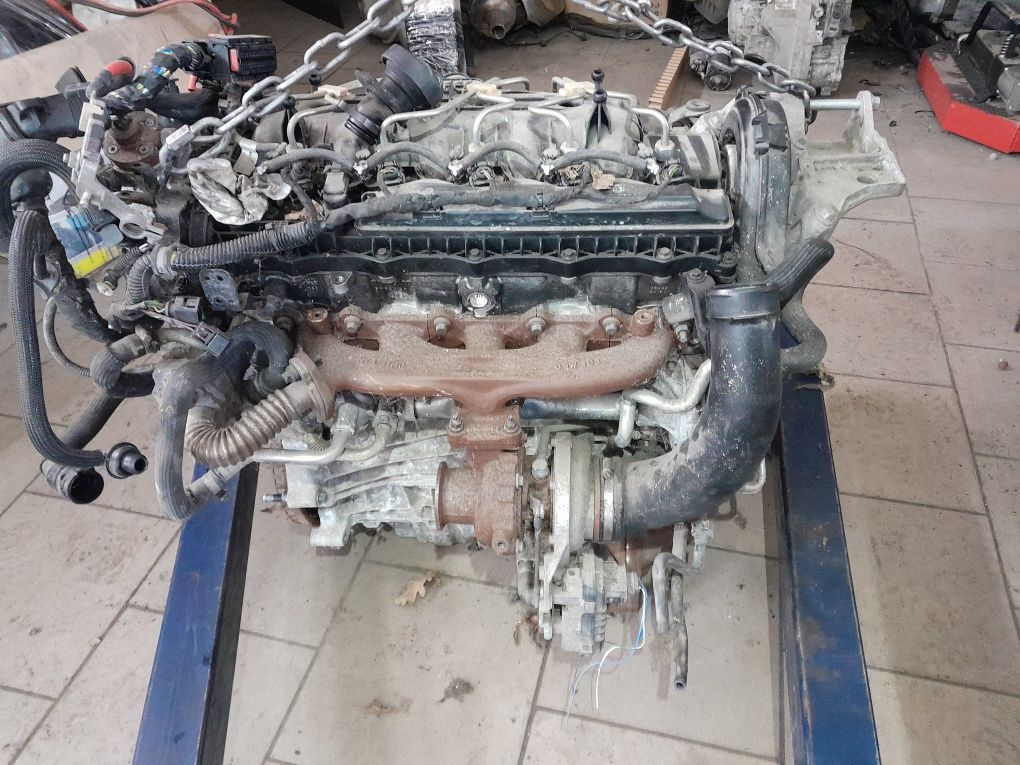 Silnik kompletny volvo 2.4 D5 d5244t5