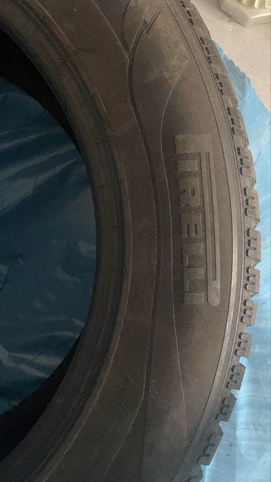 Opony zimowe Pirelli 235/18/60 Winter 2  Scorpion