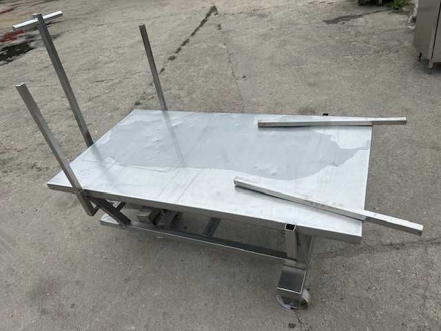 Wózek platformowy z dyszlem 140 x 76 cm ze stali nierdzewnej