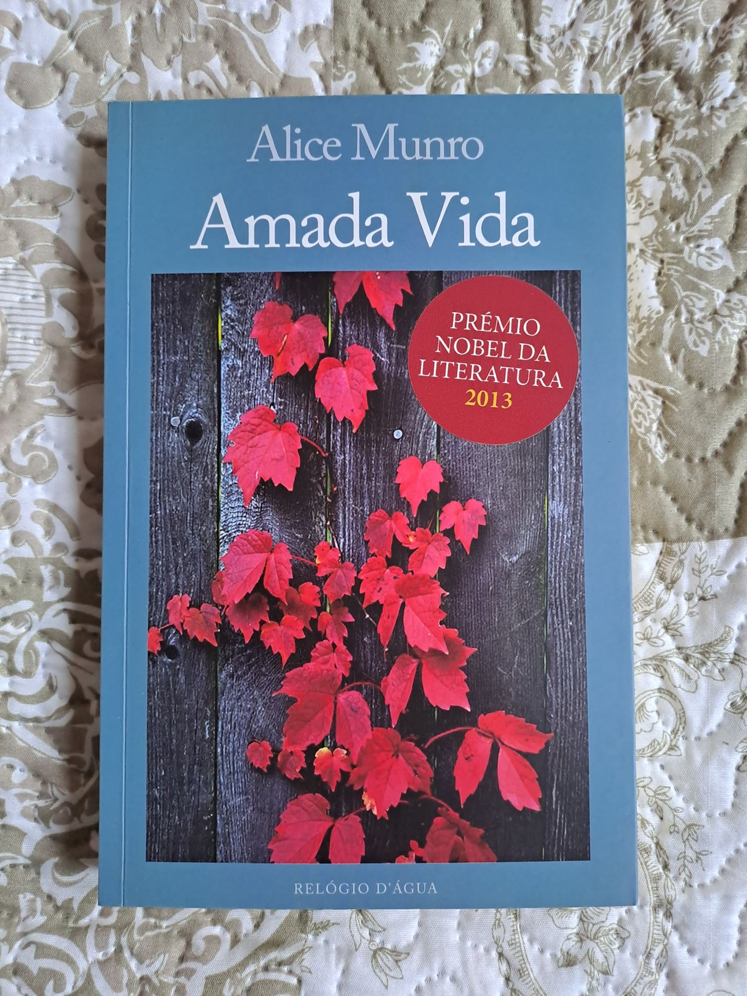 Livro "Amada Vida" de Alice Munro