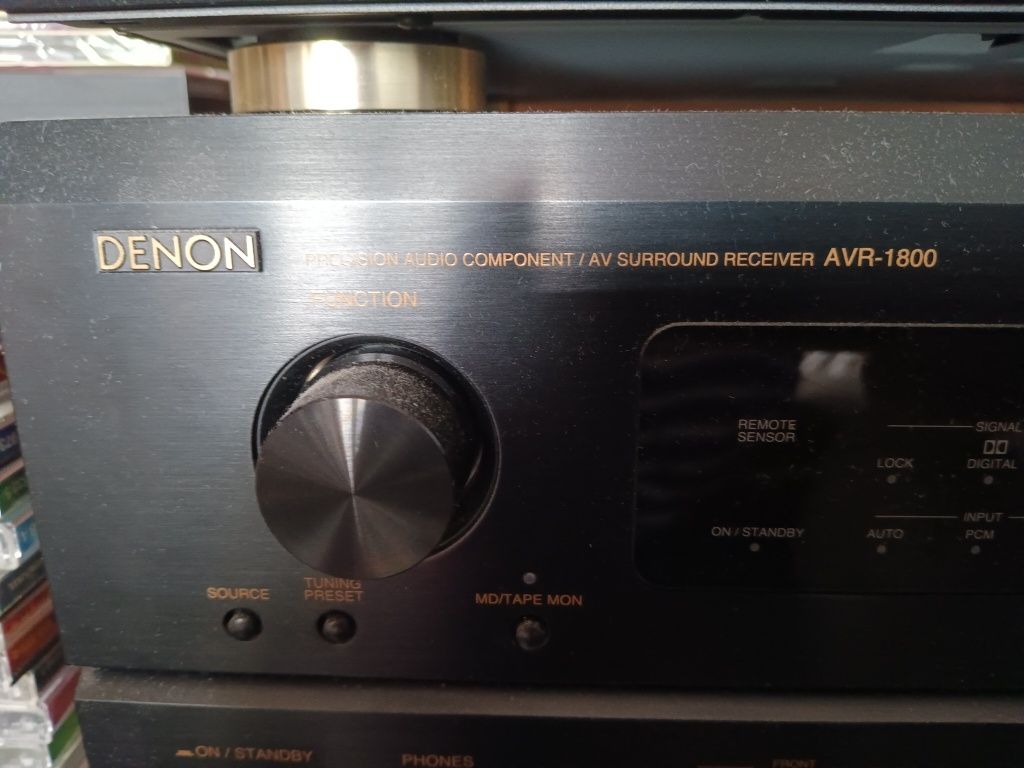 Amplituner denon AVR 1800