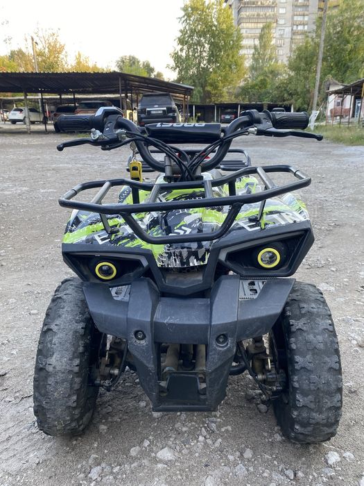 Дитячий квадроцикл + шлем