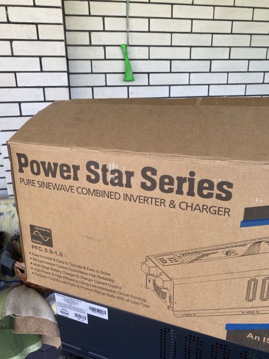 Продам інвертор VOLT Polska Power Sinus 3000 12V