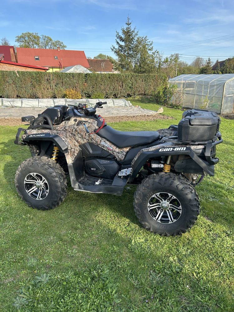 Can am Outlander XMR 1000.