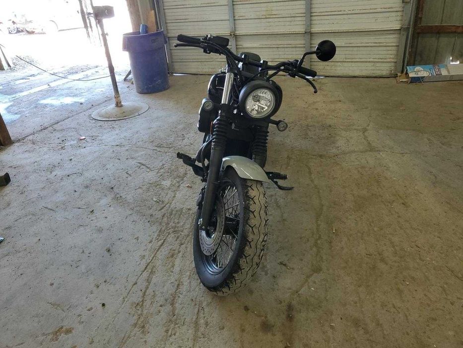 Honda VT750 C2B 2024