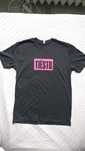 DJ Tiesto, nowy T-shirt, czarny z różowym napisem
