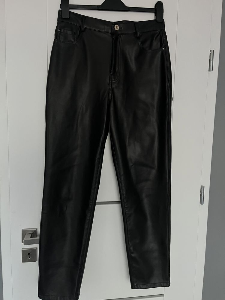 czarne spodnie skorzane ZARA 38 M eleganckie skora